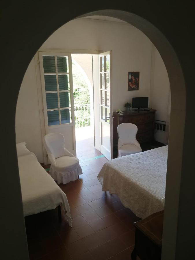 Hotel Villa Furia เบลลาเรีย-อีเจอา มารีนา ภายนอก รูปภาพ